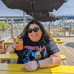 Meet your Posher, Constance